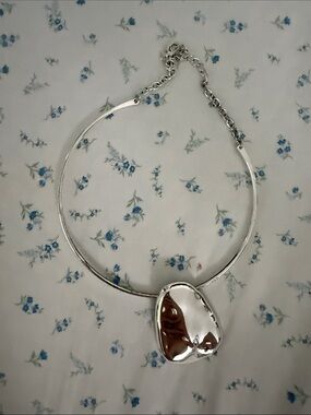 Robert Lee Morris Silver-tone Organic Pendant Collar Necklace
